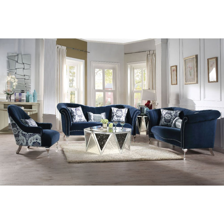 Jaborosa Sofa with 3 Pillows