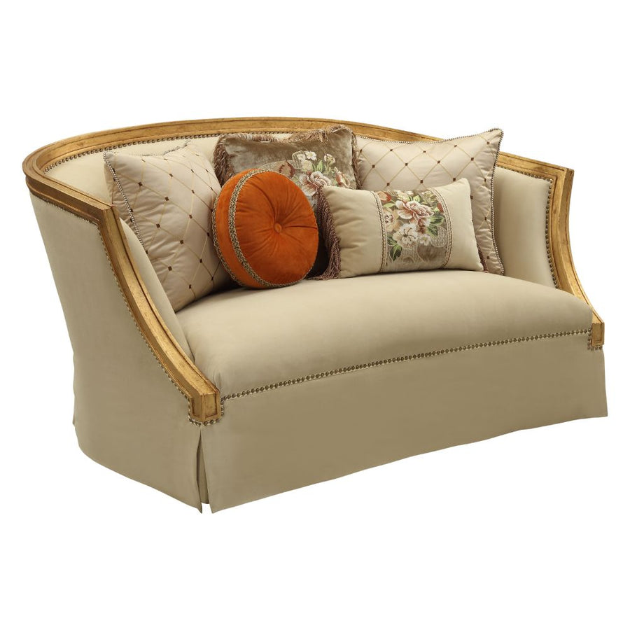 Daesha Loveseat with 5 Pillows