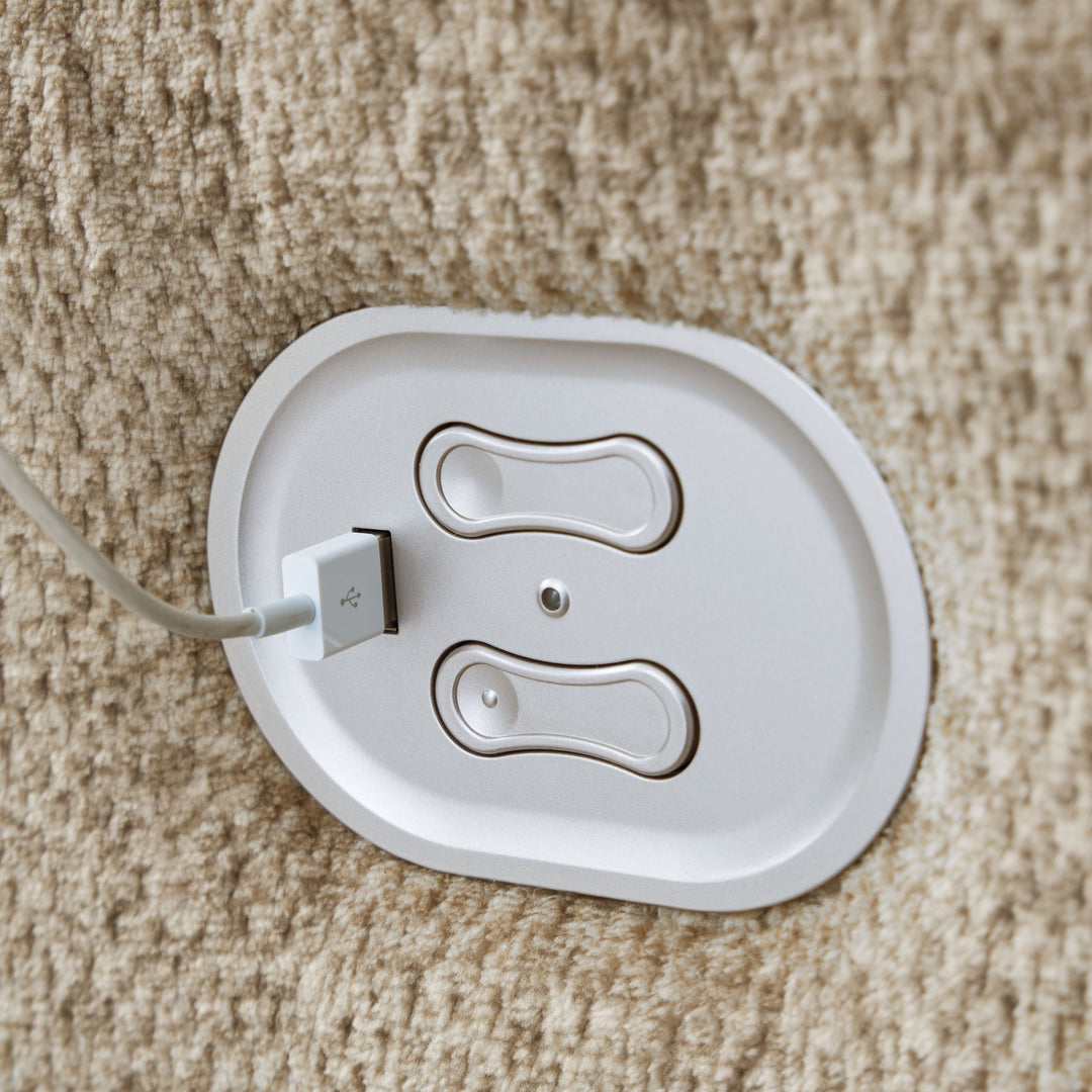 Tip-off - Power Reclining Loveseat With Console / Adj Headrest - Wheat