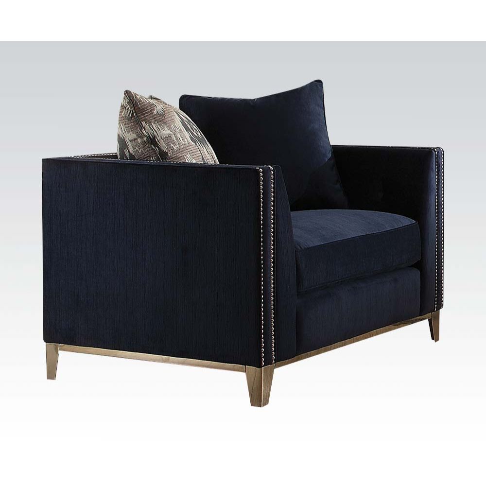Phaedra Chair with 2 Pillows