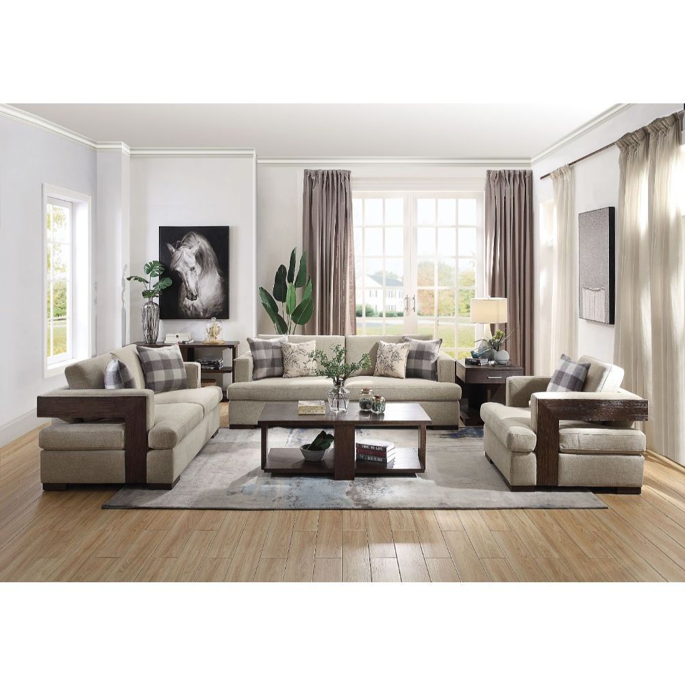 Niamey Sofa with 4 Pillows
