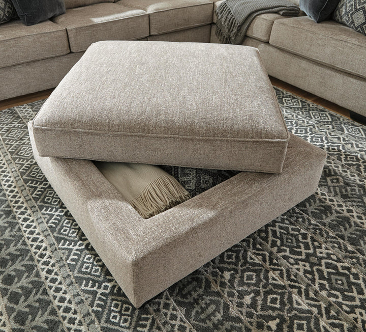 Bovarian 3-Piece Sectional and Ottoman (8)