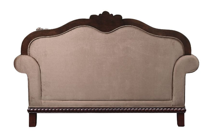 Chateau De Ville Loveseat with 3 Pillows(Same Lv01589)