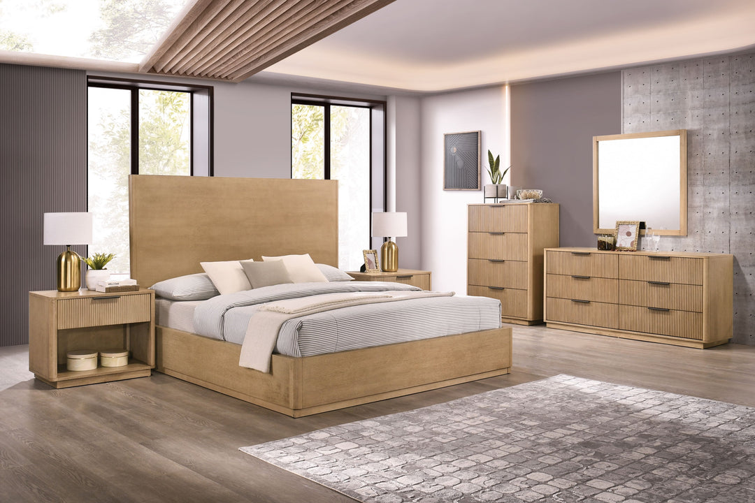 Santa Monica - Modern Natural Oak Nightstand