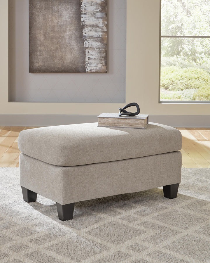 Willarae Sofa, Oversized Chair and Ottoman (11)