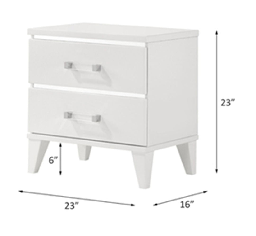 Chelsie - Nightstand - White