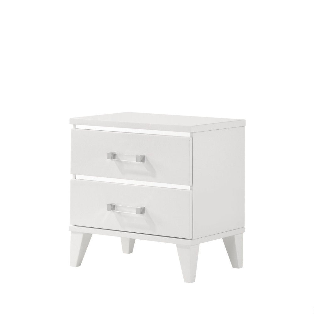Chelsie - Nightstand - White
