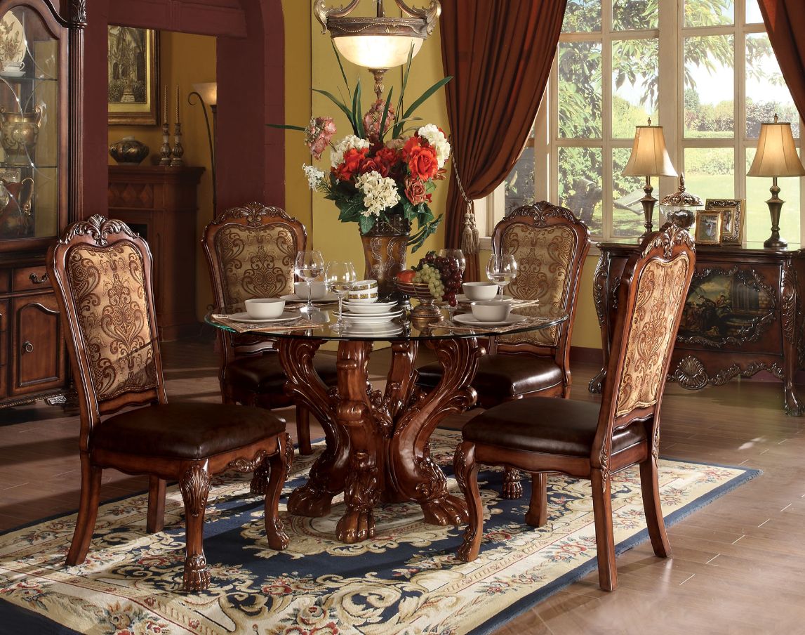 Dresden Dining Table in Cherry Oak & Clear Glass