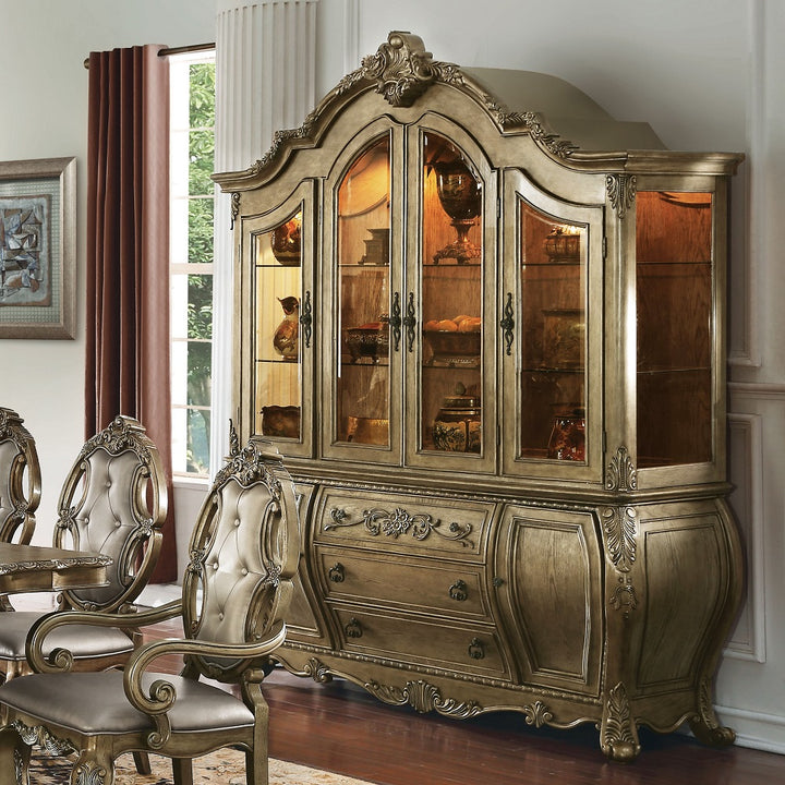 Ragenardus Buffet &amp; Hutch in Vintage Oak