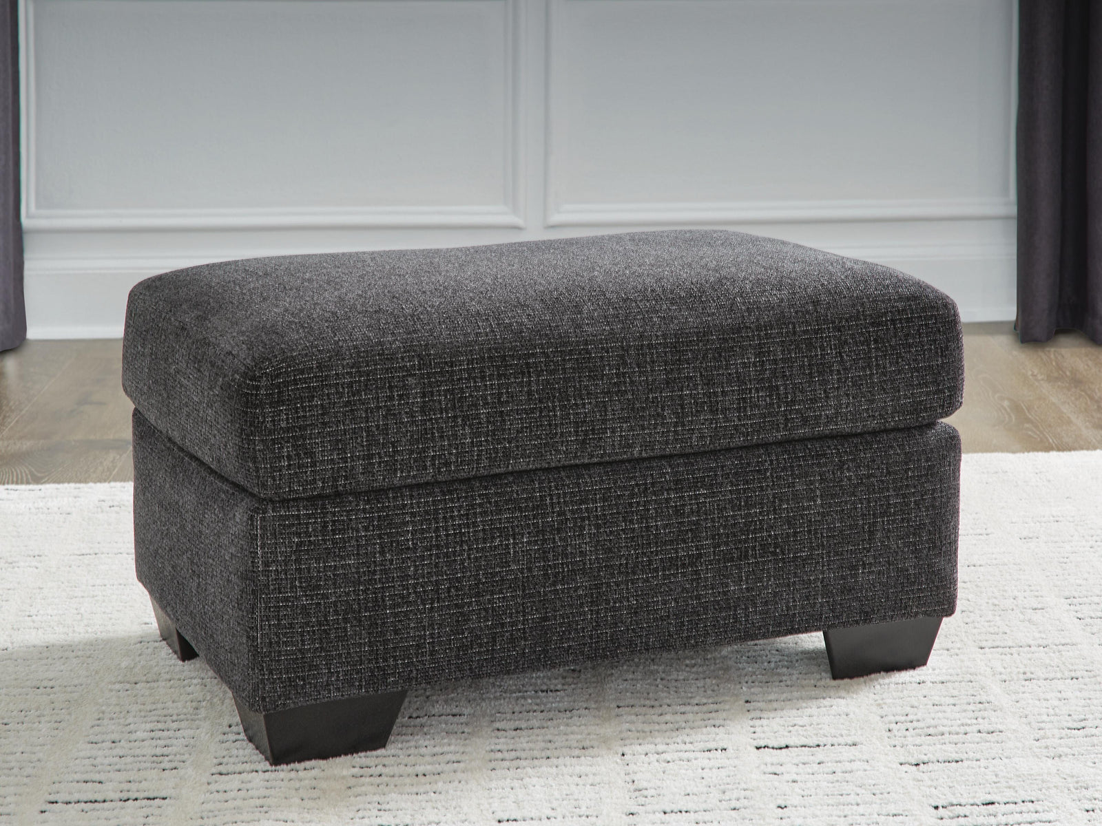 Loreo Ottoman - Black (2)