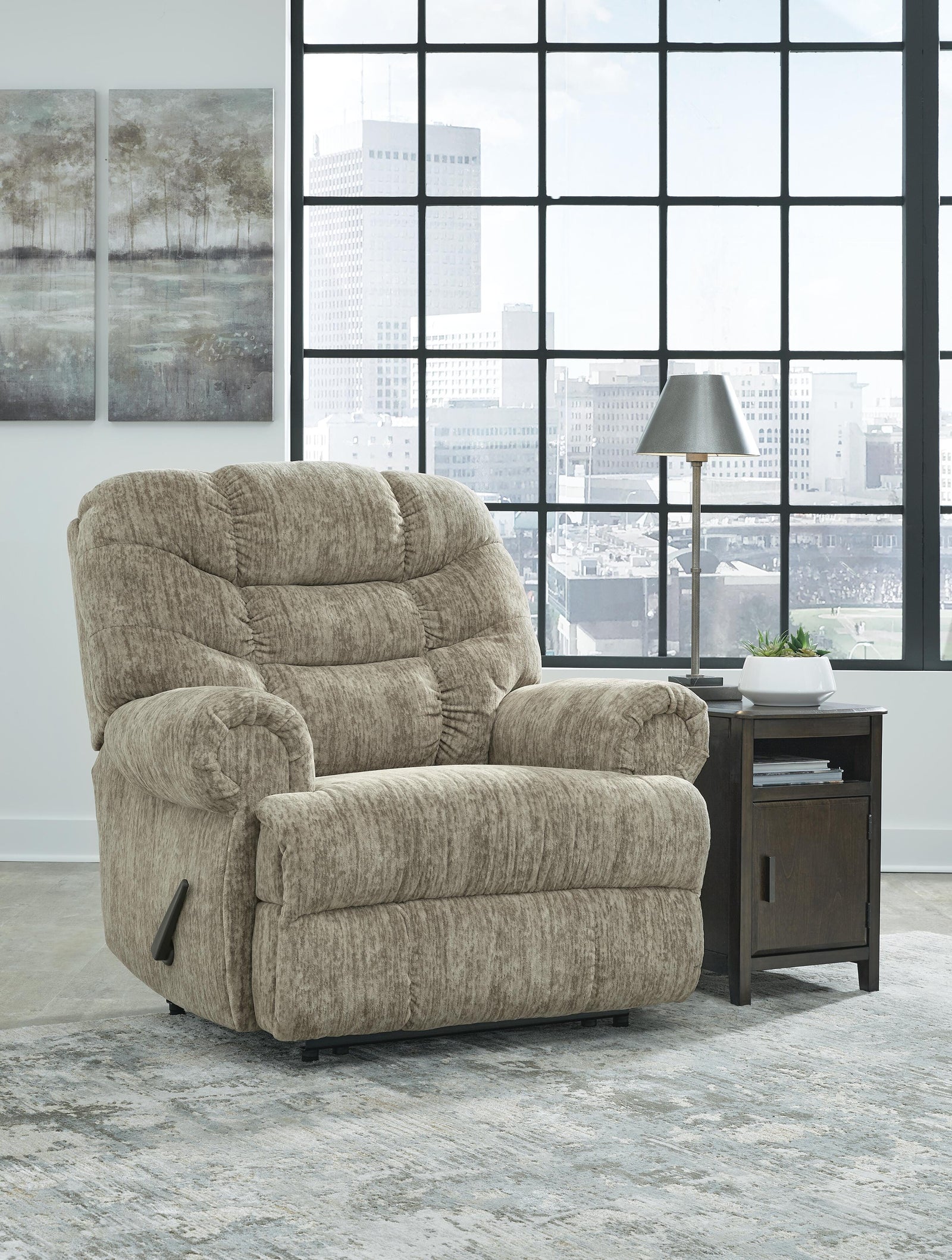 Movie Man Recliner - Light Brown (2)