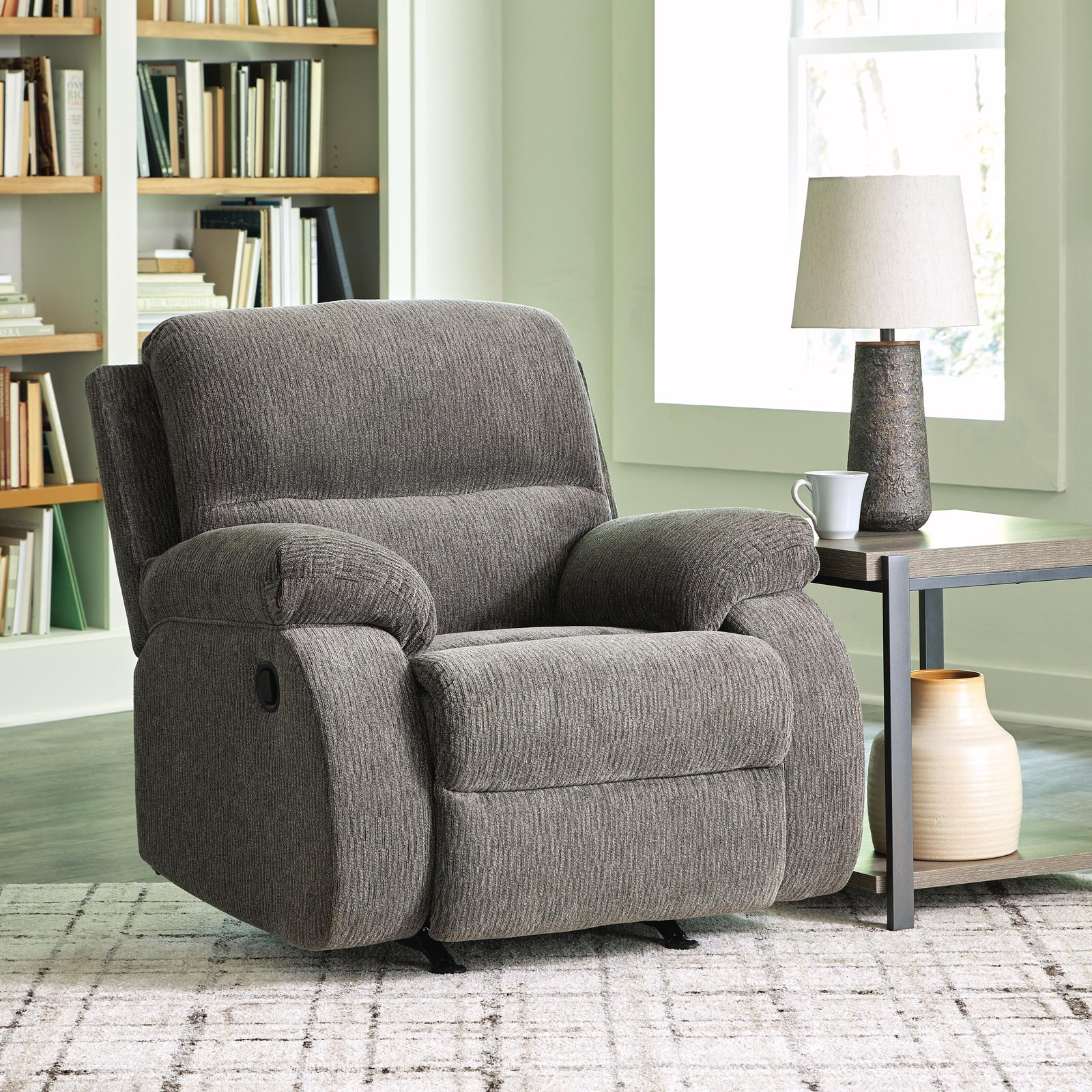 Scranto Recliner - Dark Gray (2)