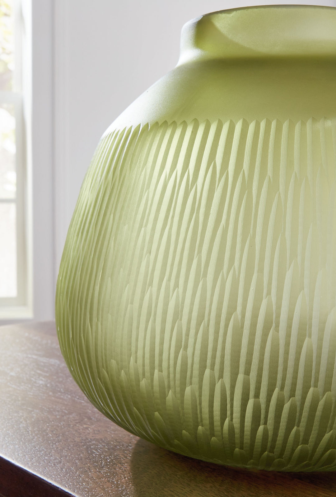 Scottyard - Vase - 10" - Olive Green