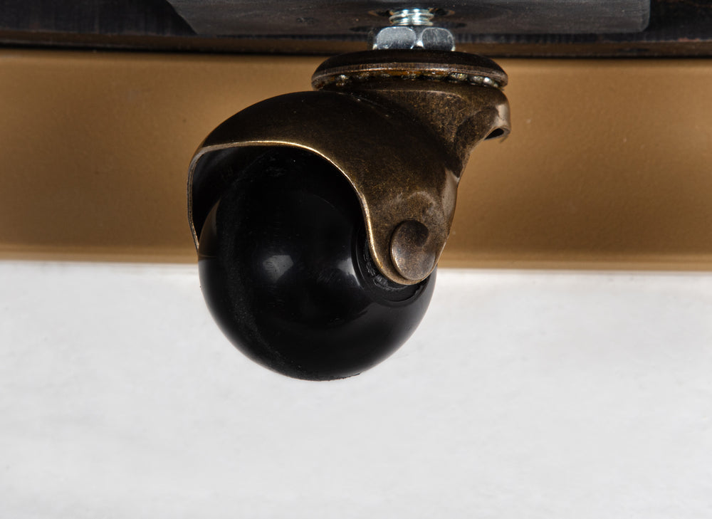 modern-white-marble-with-gold-finished