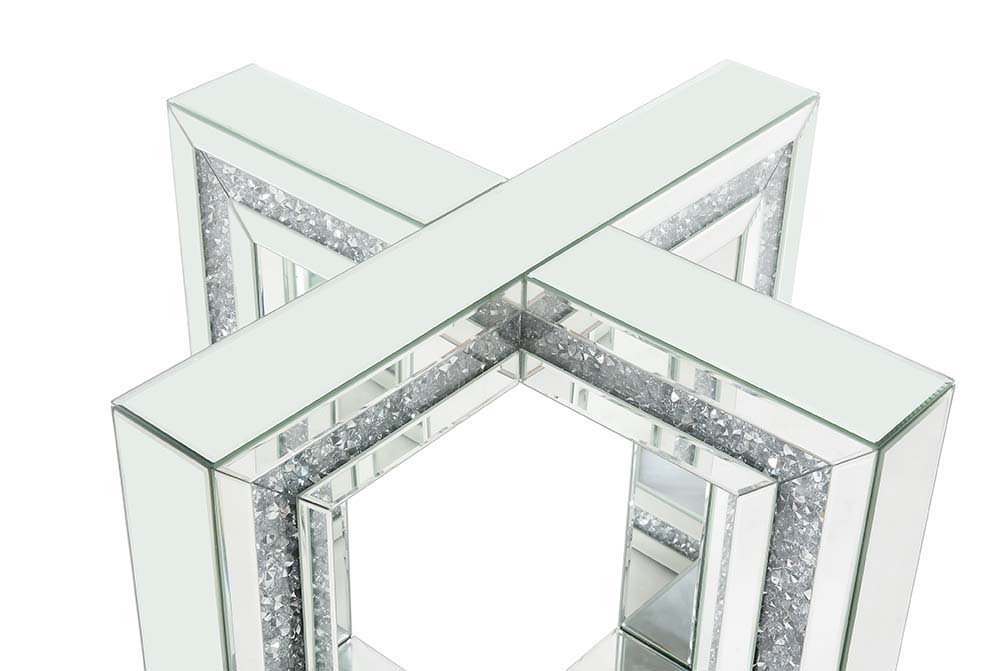 Noralie - Round Dining Table - Mirrored & Faux Diamonds