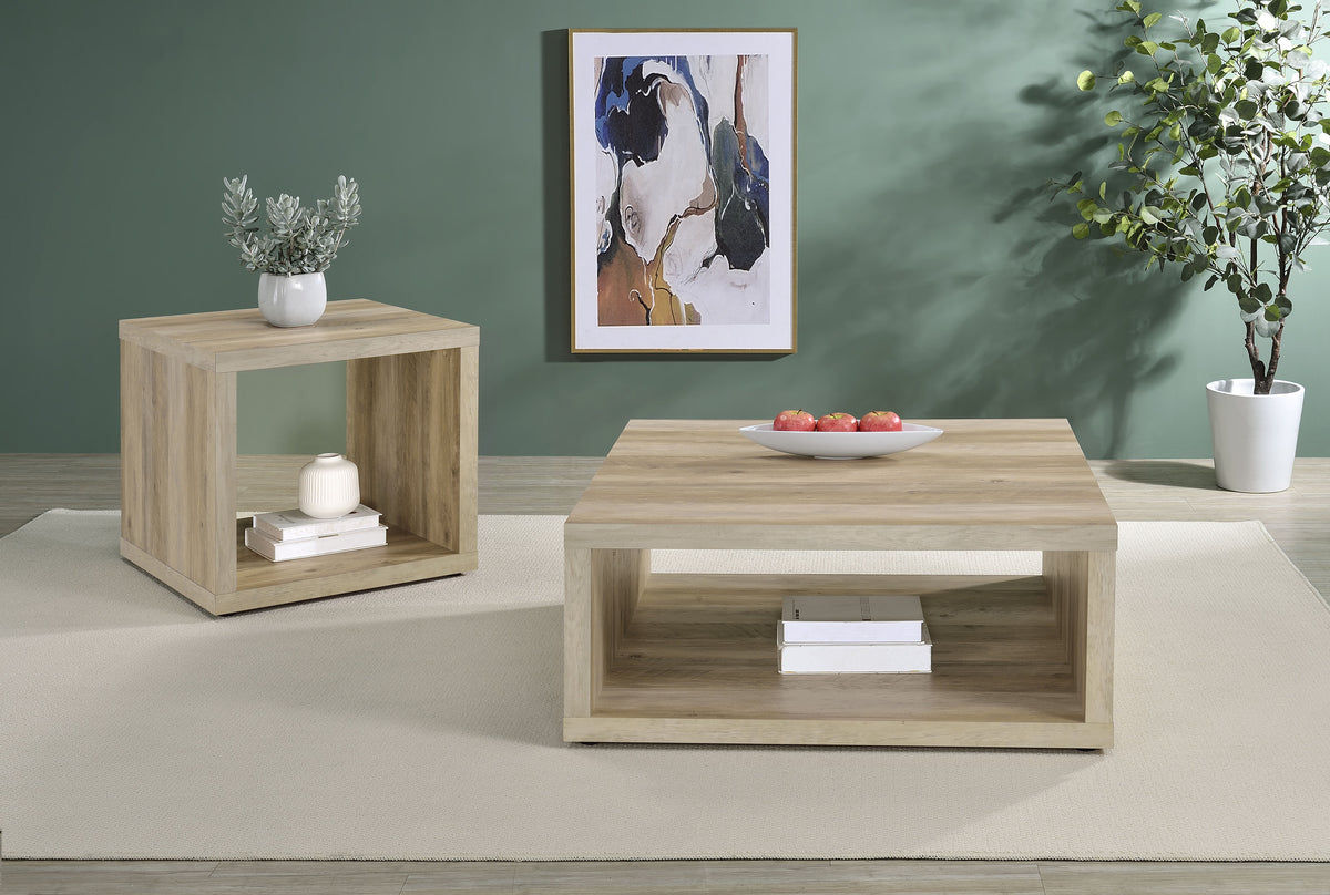 Frisco - 2 Piece Coffee And End Table Set - Distressed Pine