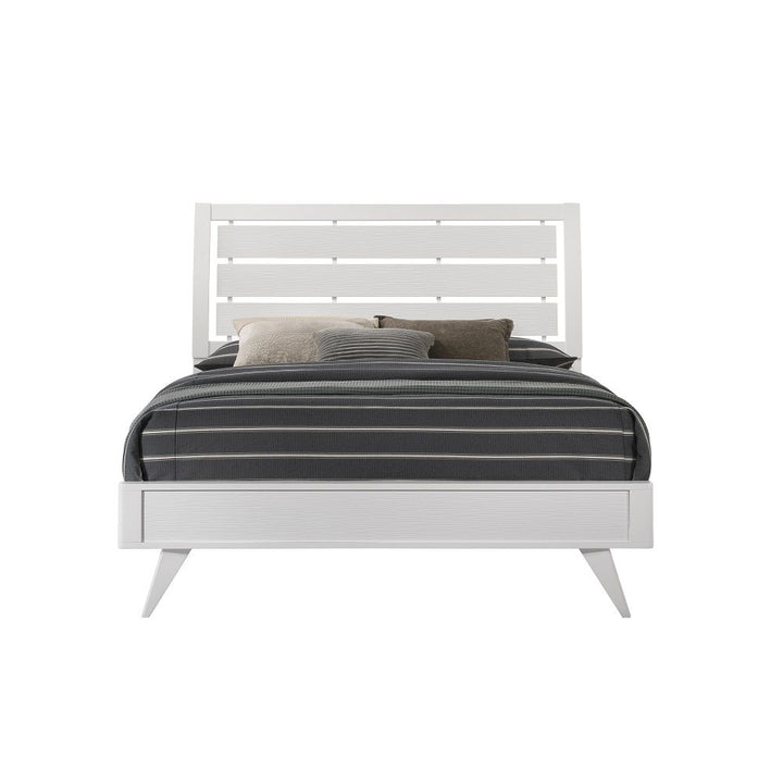 Cerys - Eastern King Bed - White