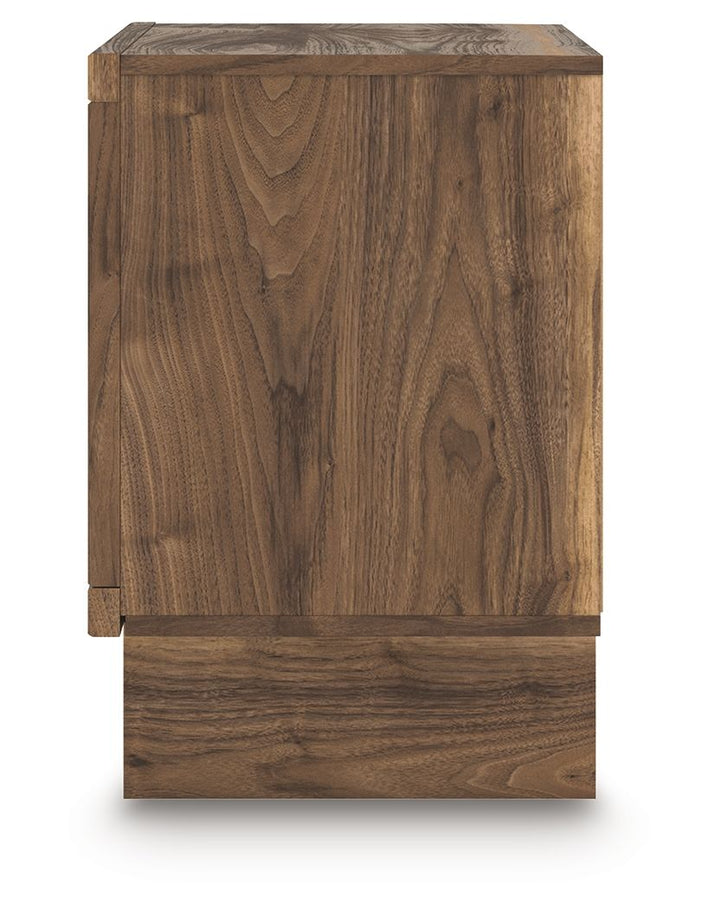 ashley-furniture-pcb3367-92-chirason-nightstand-w-charging-station