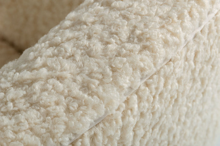 Altura  Modern Faux Fur Lounge Chair