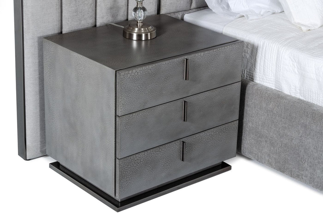 Buckley - Grey & Black Stainless Steel Bedroom Set