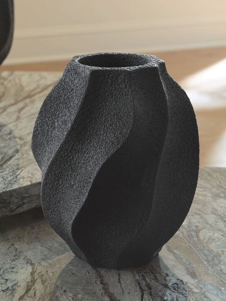 Judworth - Vase - 17' - Black by Ashley Furniture product image