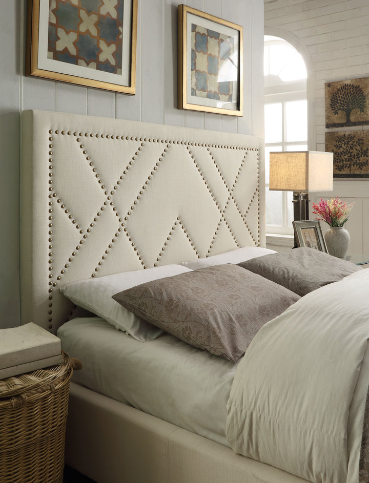vienne-nailhead-upholstered-platform-storage-bed-in-powder
