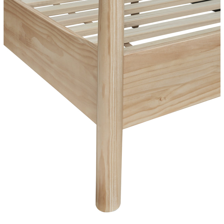 Bloomfield Queen Canopy Bed Set - Natural Pine - view 12