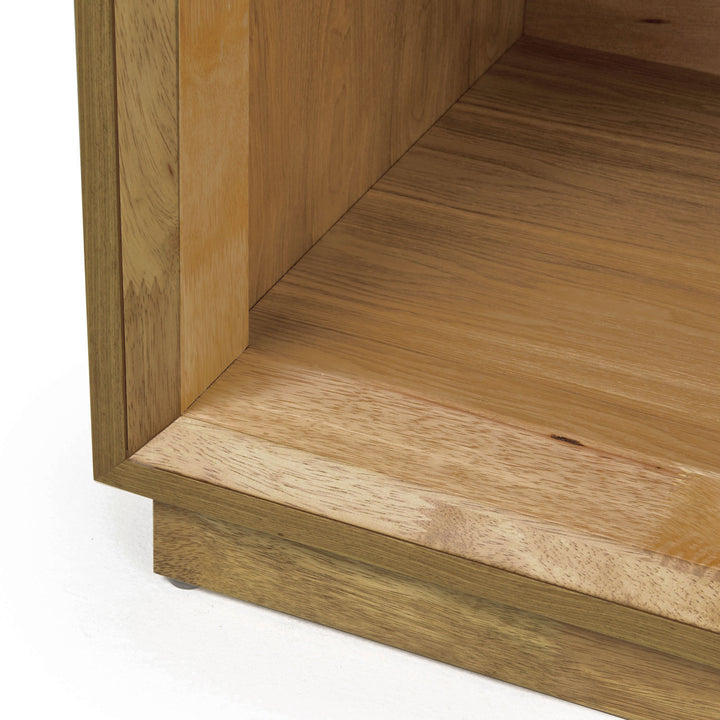Santa Barbara - Modern Natural Nightstand