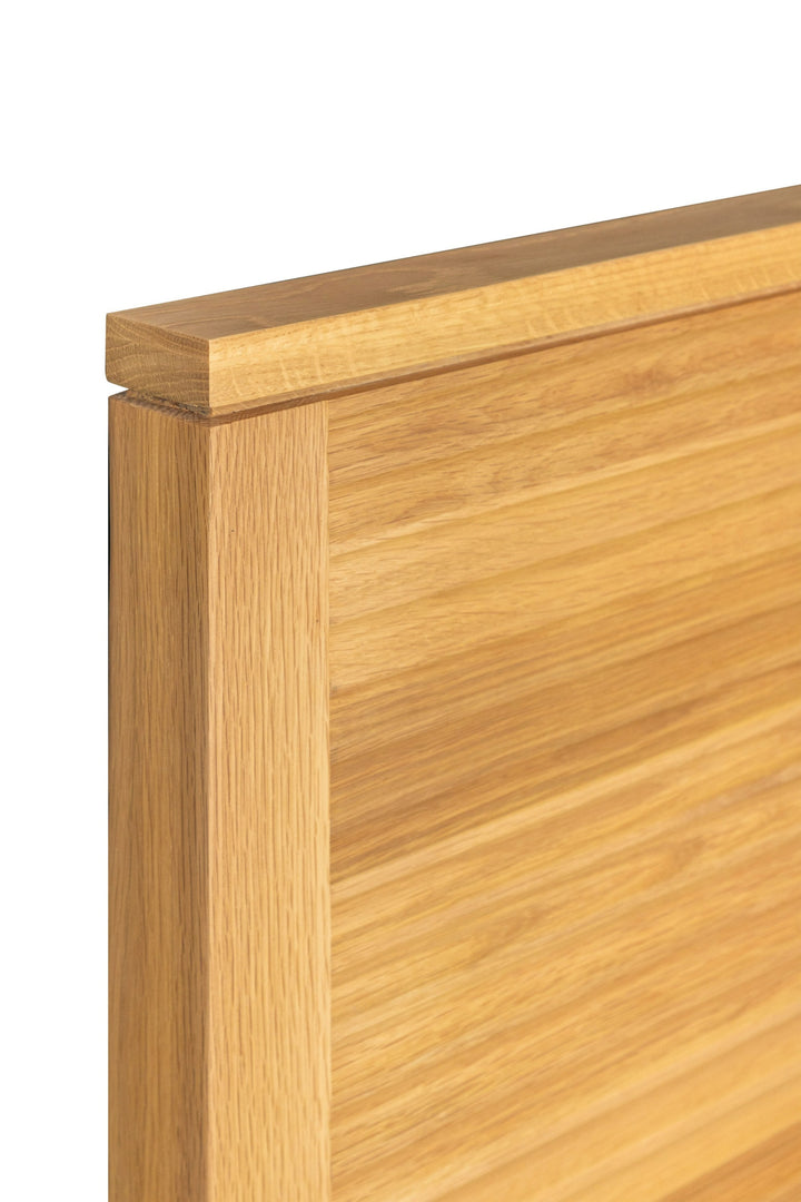 Seattle - Modern Natural Oak Bed