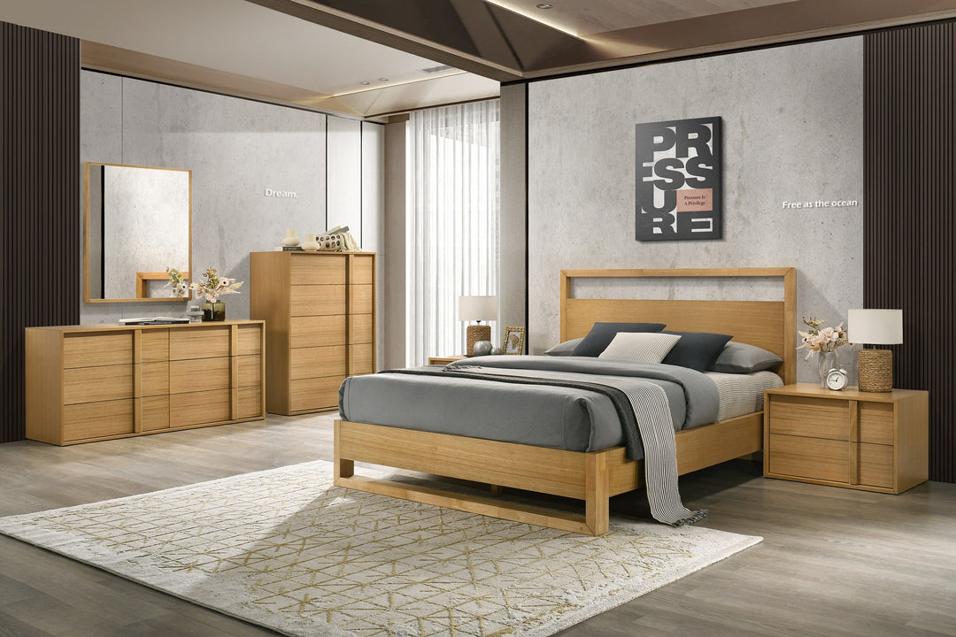 Queen Nova Domus Berlin - Modern Natural Oak Bedroom Set