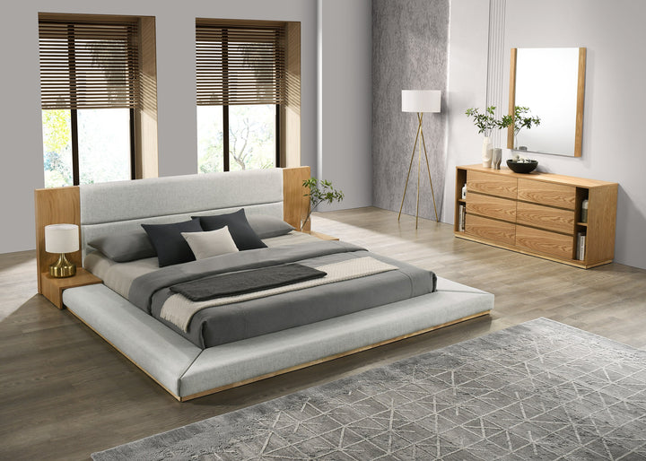 Jagger Modern Natural Oak Bed