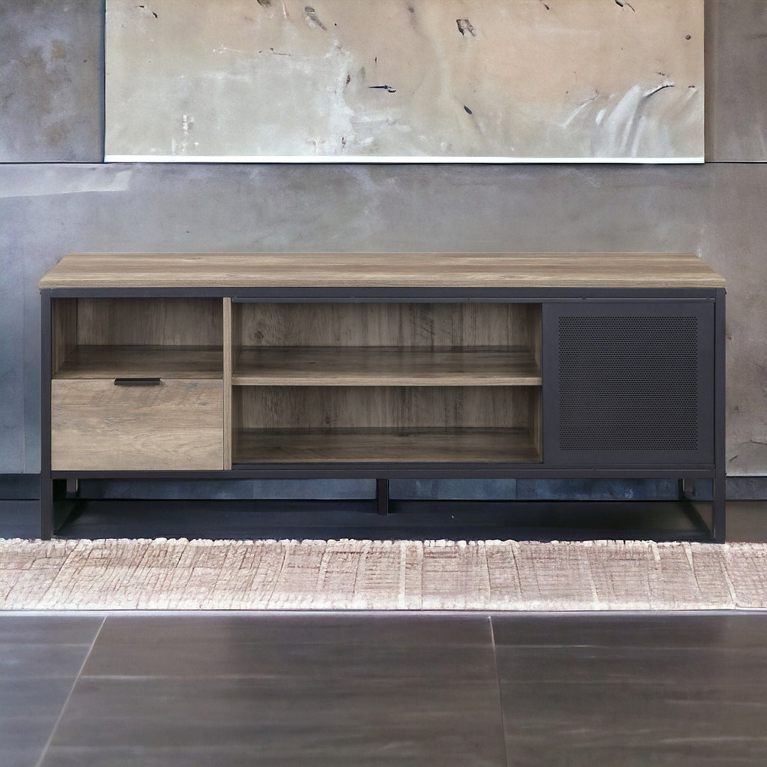 Nantan - TV Stand - Rustic Oak / Black