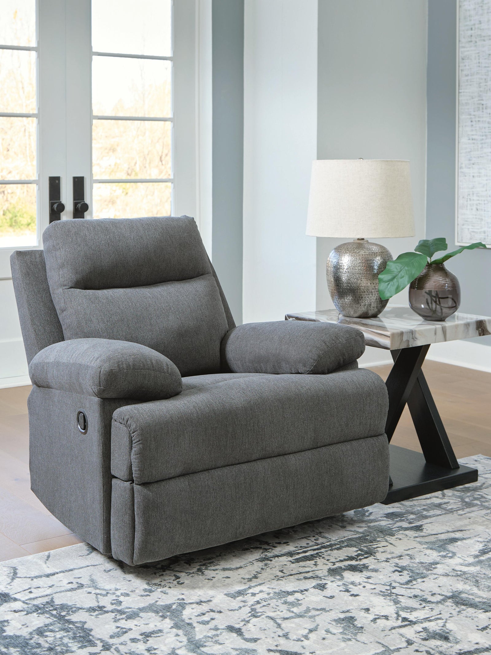 Side-Swipe Recliner - Dark Gray (2)