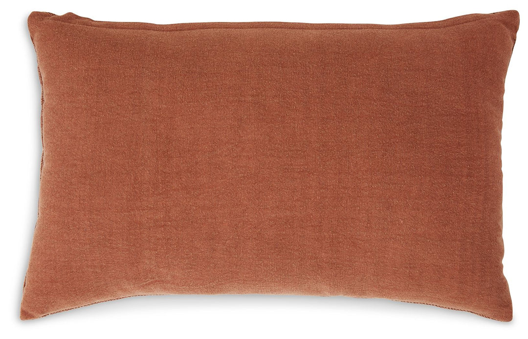 Dovinton - Pillow (Set of 4) - Red