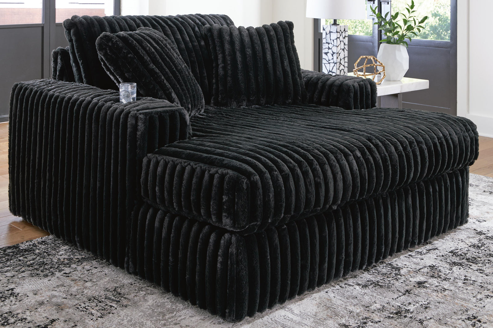 Midnight-Madness Oversized Chaise - Black (2)