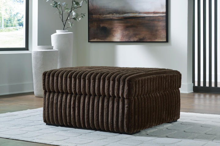 Midnight-Madness 4-Piece Sectional and Oversized Accent Ottoman (13)