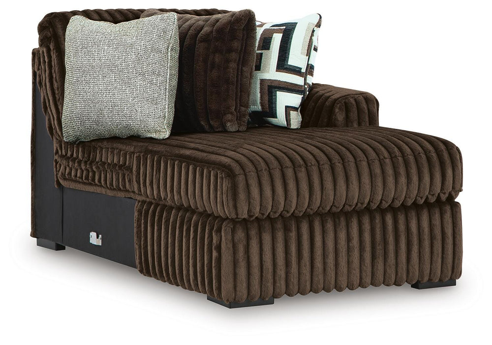 Midnight-Madness 4-Piece Sectional and Oversized Chair (3)