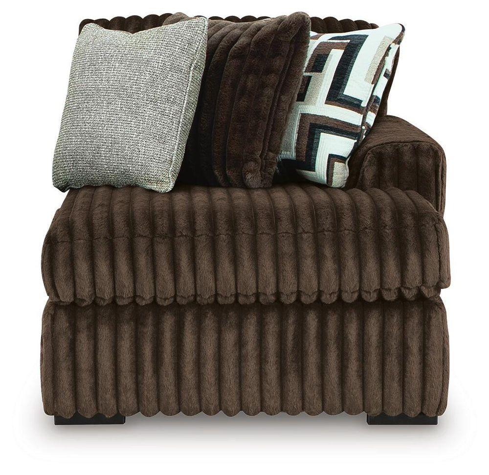 Midnight-Madness 4-Piece Sectional and Oversized Chair (2)