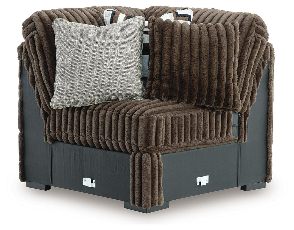 Midnight-Madness 4-Piece Sectional and Oversized Accent Ottoman (12)
