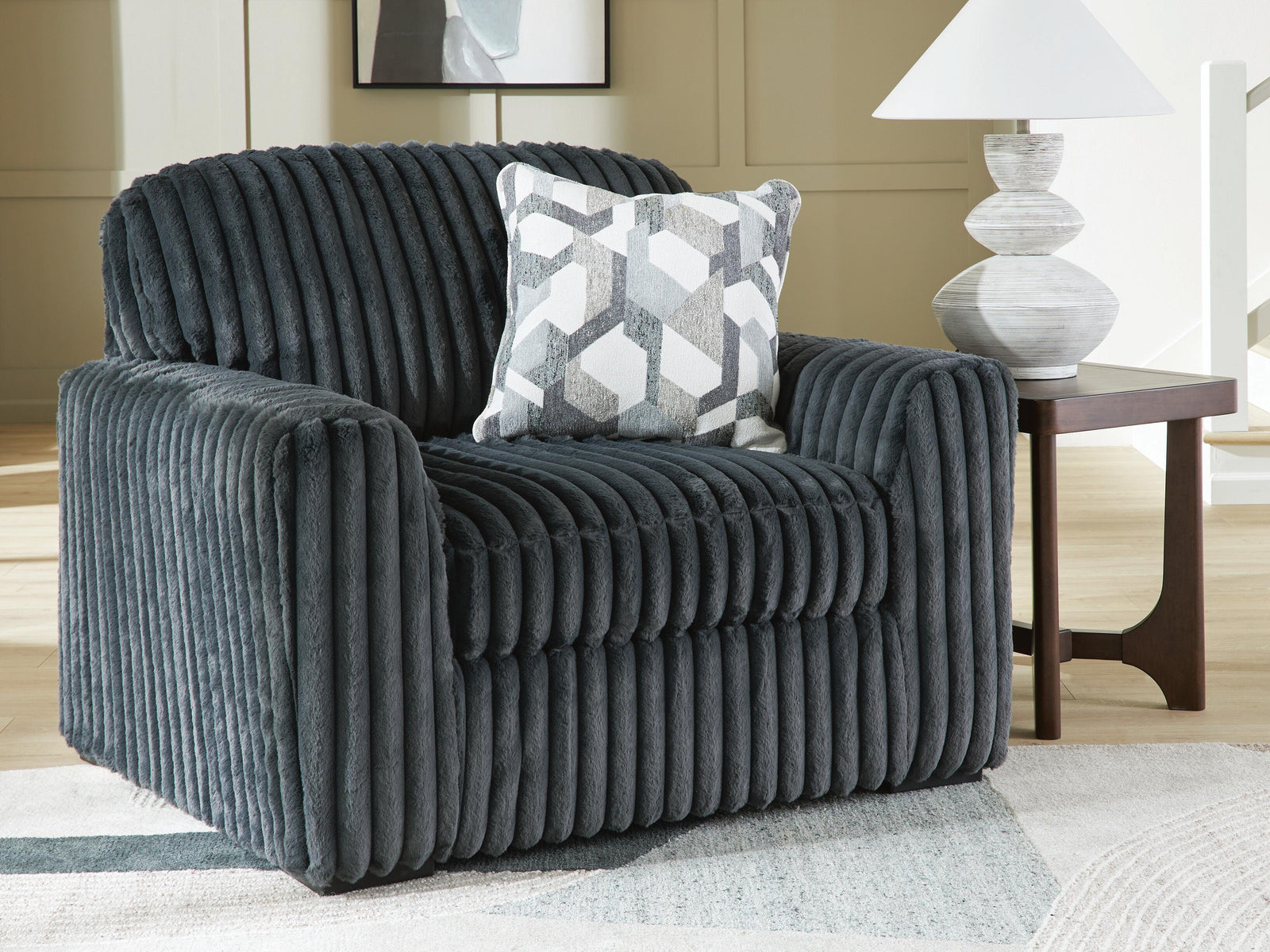 Midnight-Madness Oversized Chair - Dark Gray (2)