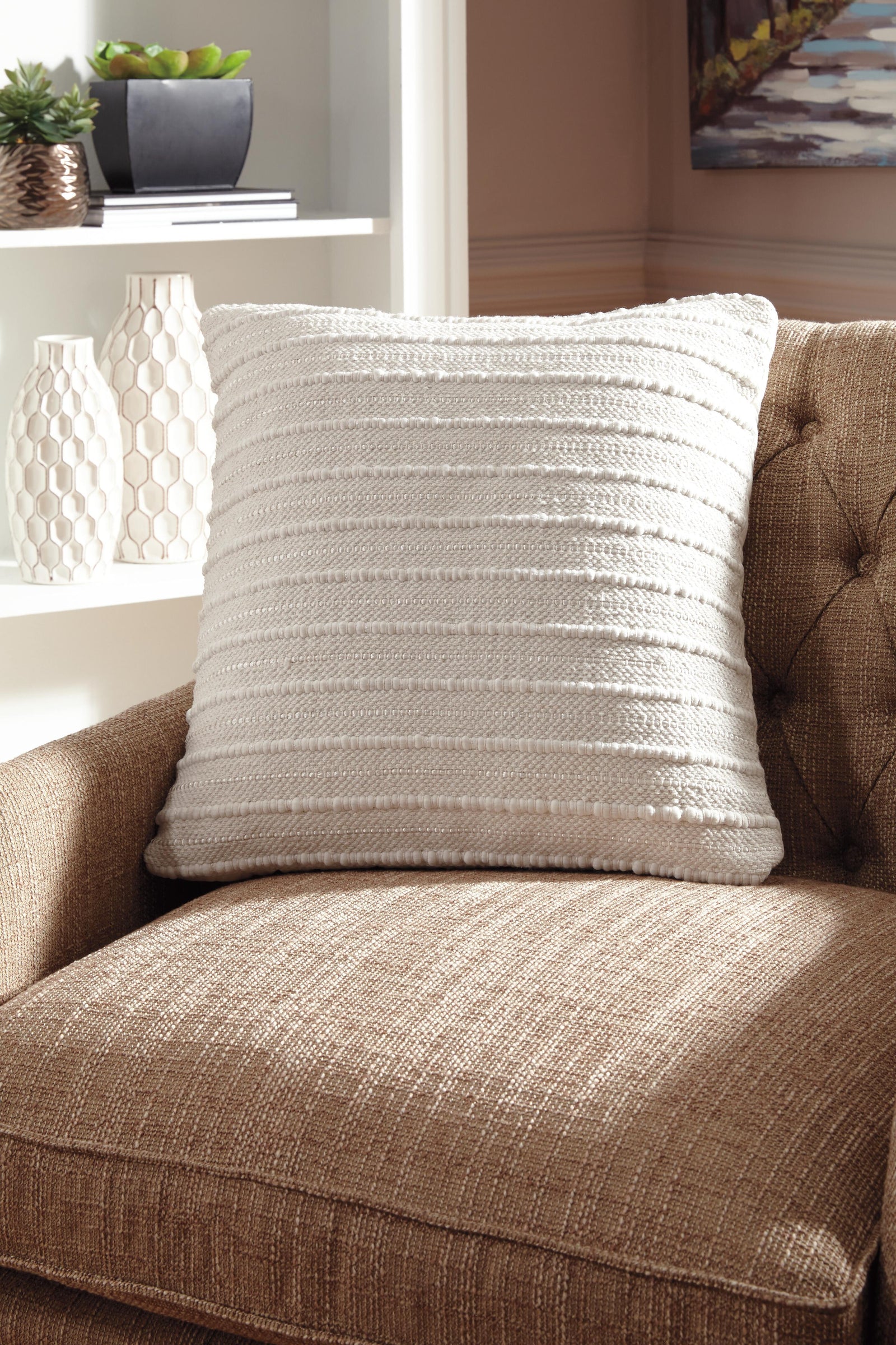 Theban Pillow - Beige (2)