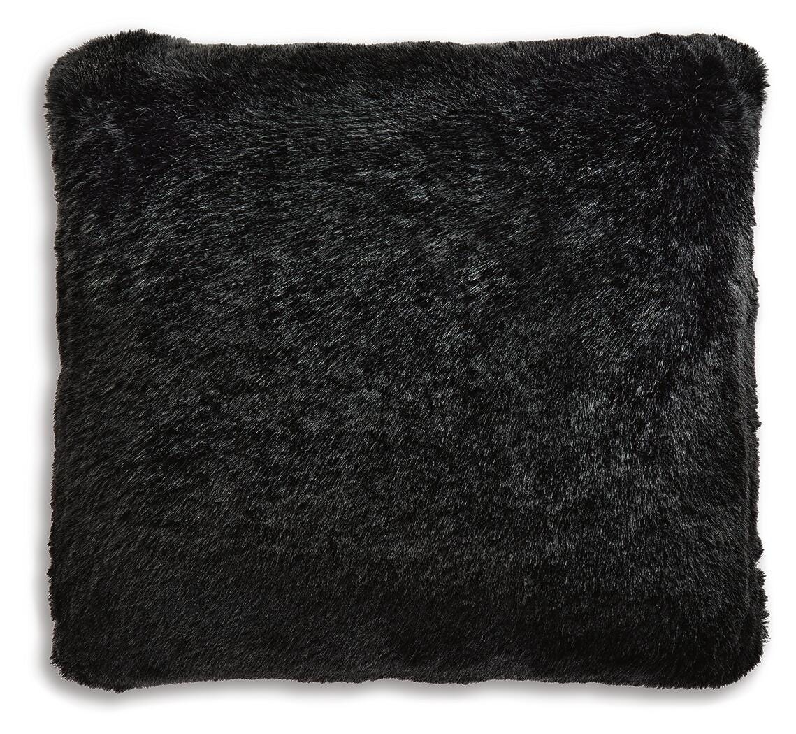 Gariland Pillow (Set of 4) - Black (1)