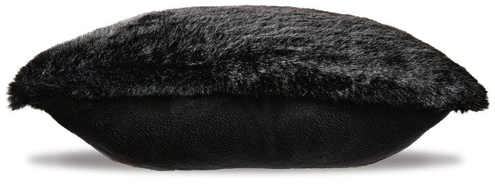 Gariland Pillow (Set of 4) - Black (3)