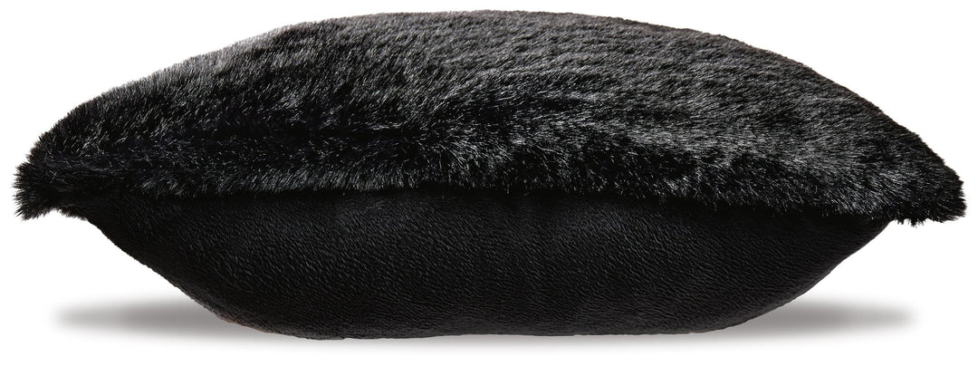 Gariland Pillow (Set of 4) - Black (3)