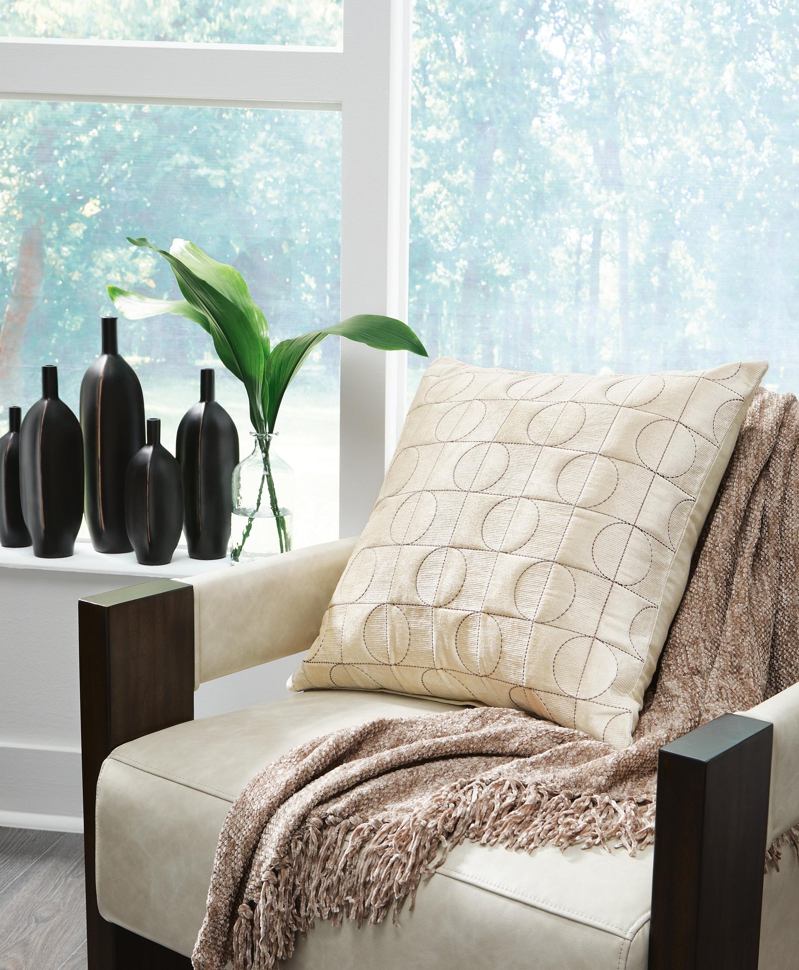 Kydner Pillow - Beige (2)