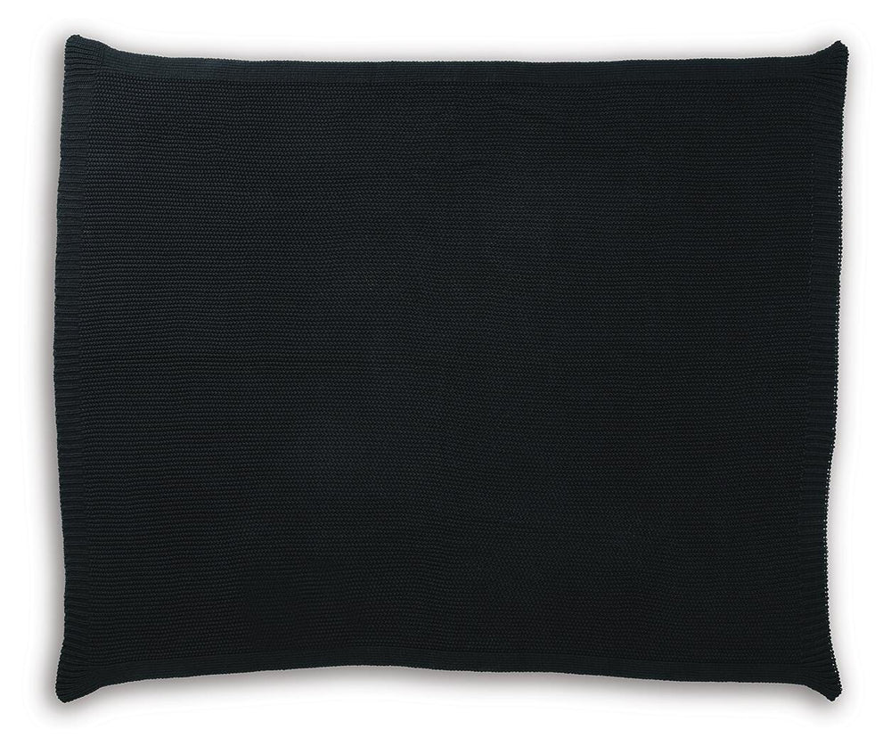 Gayelery Throw - Black (3)