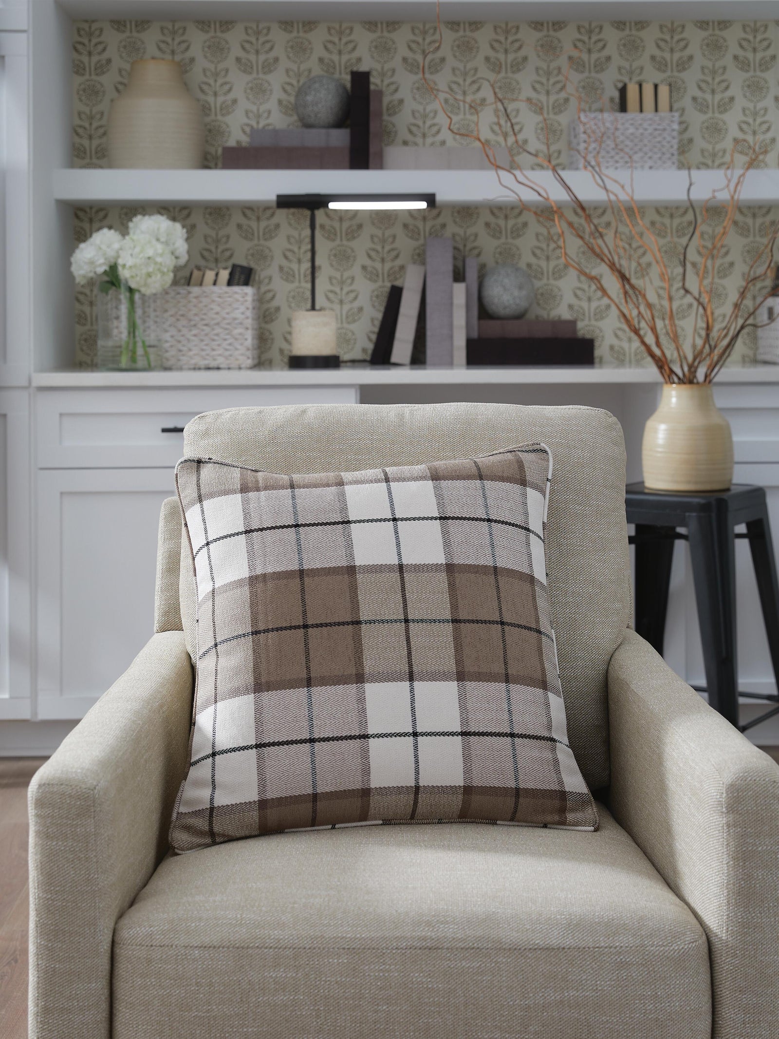 Godricton Pillow (Set of 4) - Dark Brown (2)