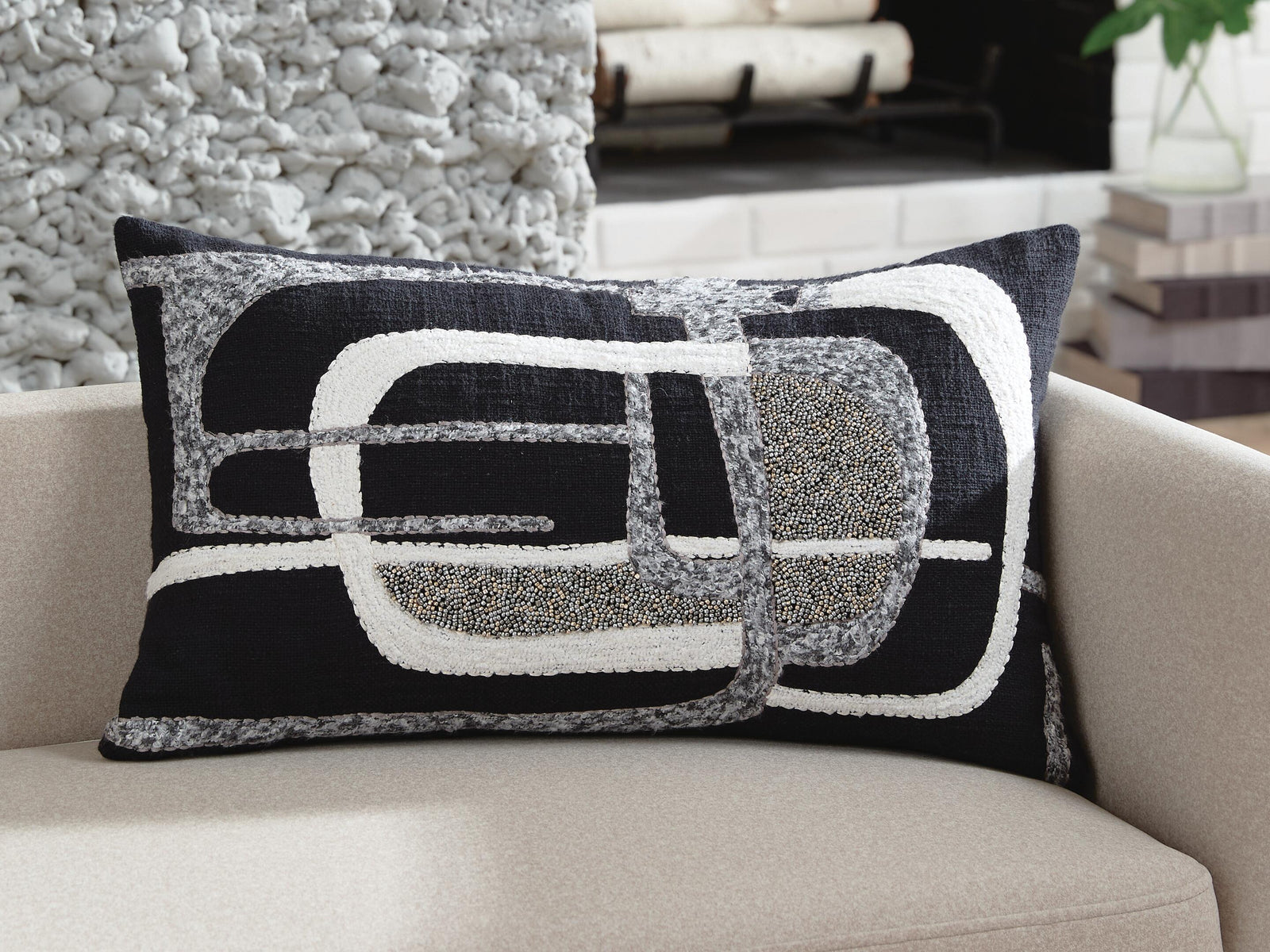 Gavrileigh Pillow (Set of 4) - Black (2)