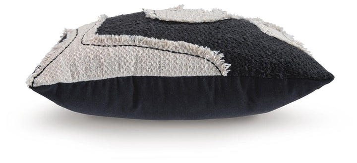 Veerbank Pillow (Set of 4) - Black (3)