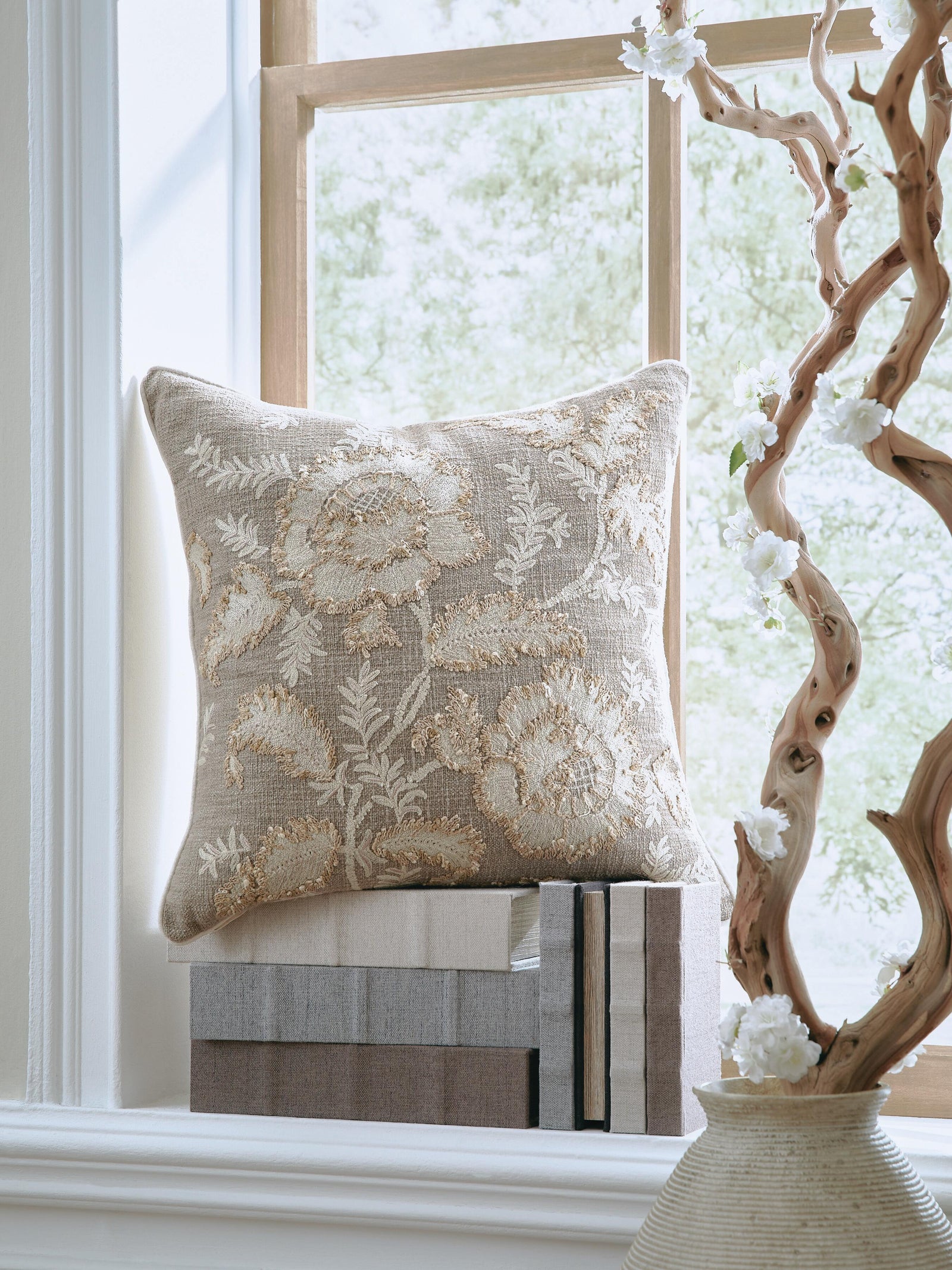 Viveka Pillow (Set of 4) - Beige (2)